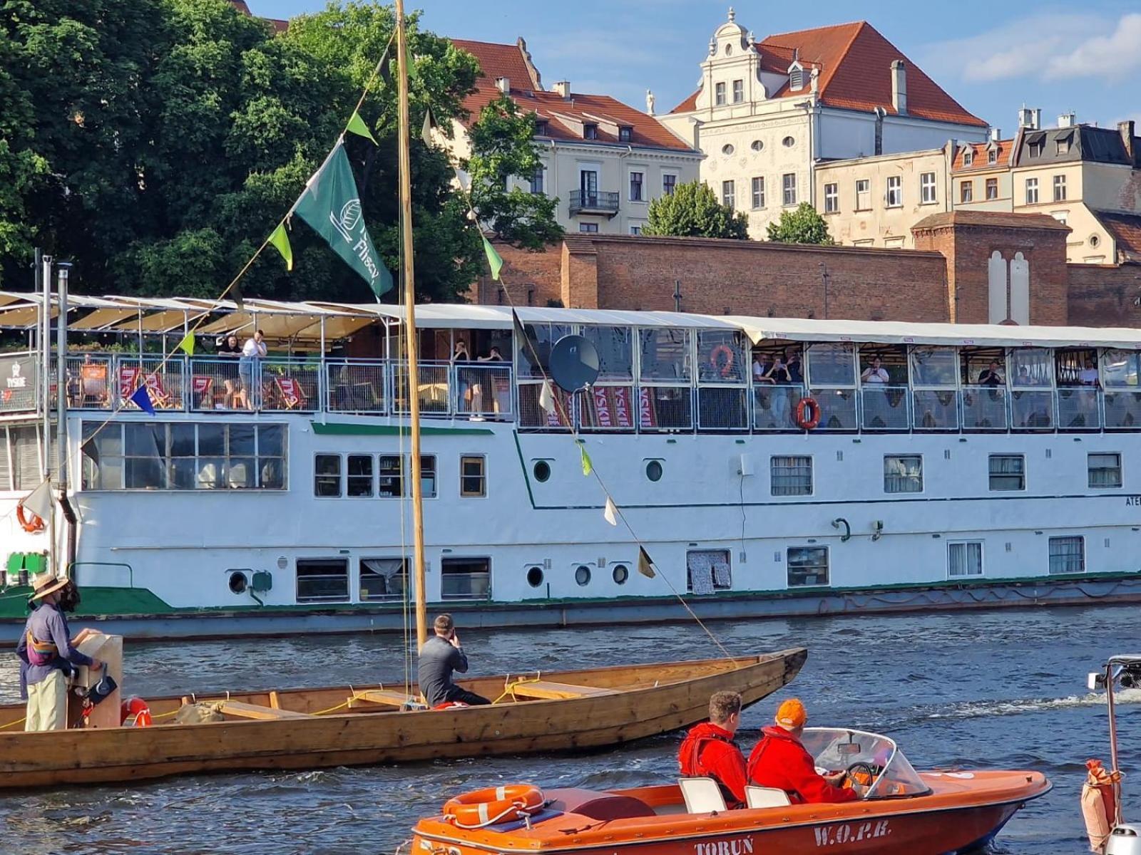 Barka Atena Stary Toruń Dış mekan fotoğraf